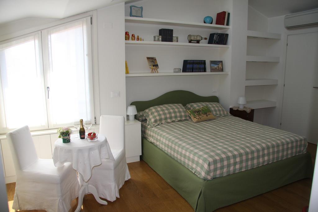 B&B Al 19 Βερόνα Δωμάτιο φωτογραφία